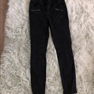Black MOTO Skinny Jeans